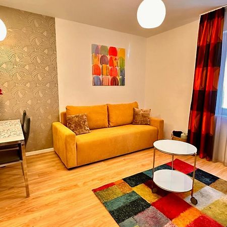 The Prince'S Neighbour Apartment Budapest With Free Garage 外观 照片