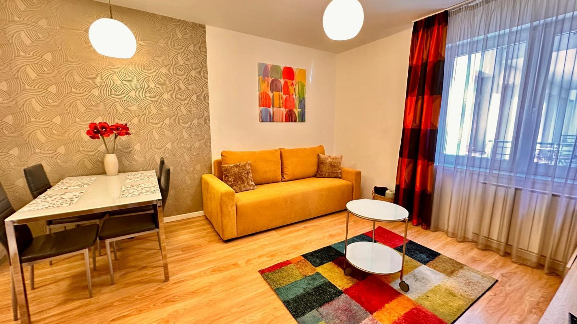 The Prince'S Neighbour Apartment Budapest With Free Garage 外观 照片